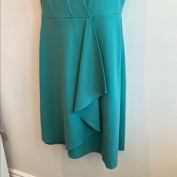 Calvin Klein Elegant Green Sleeveless Dress- size 10 - Picture 3 of 5